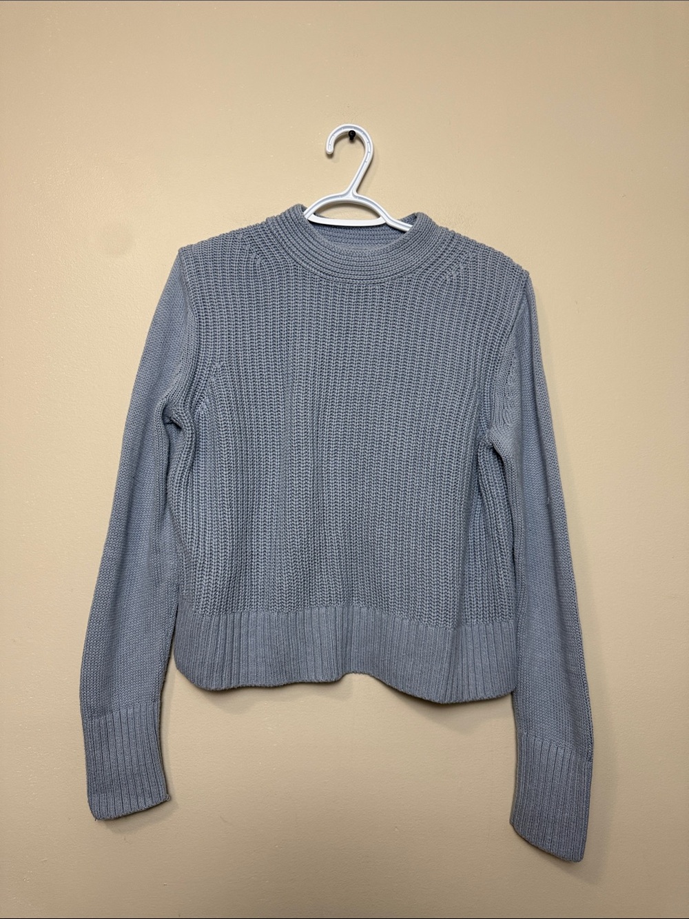 Banana Republic Scoop thick knit Crewneck Sweater in Light blue size M